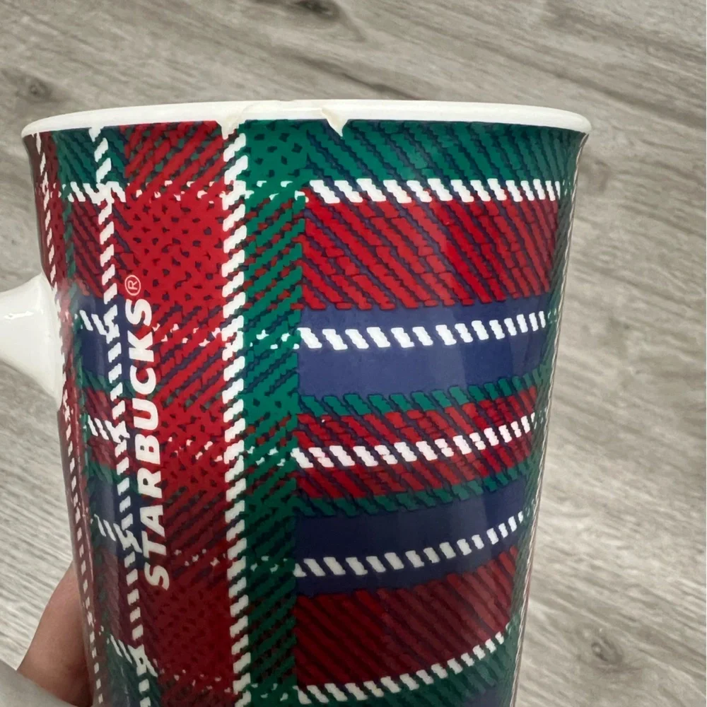 Starbucks 2017 Tartan Plaid 16oz‎ ceramic mug